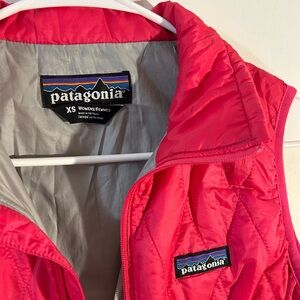 Patagonia women’s puff vest